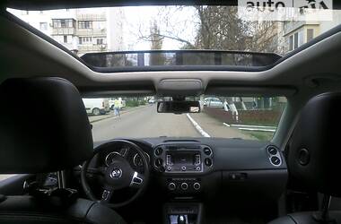 Позашляховик / Кросовер Volkswagen Tiguan 2012 в Києві