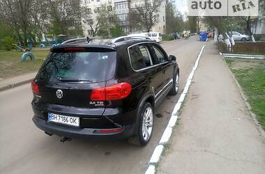 Позашляховик / Кросовер Volkswagen Tiguan 2012 в Києві