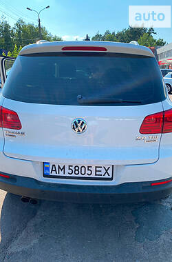 Внедорожник / Кроссовер Volkswagen Tiguan 2012 в Житомире