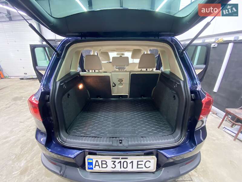 Внедорожник / Кроссовер Volkswagen Tiguan 2013 в Виннице