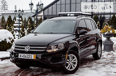 Внедорожник / Кроссовер Volkswagen Tiguan 2016 в Стрые