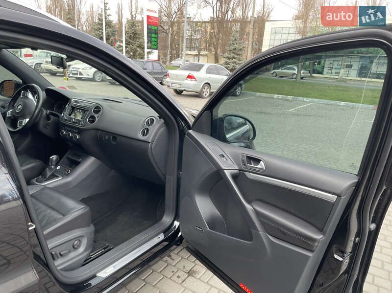 Позашляховик / Кросовер Volkswagen Tiguan 2013 в Одесі