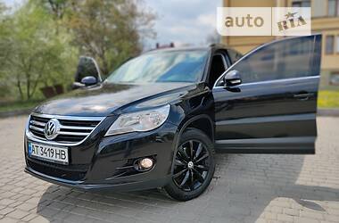 Внедорожник / Кроссовер Volkswagen Tiguan 2011 в Коломые