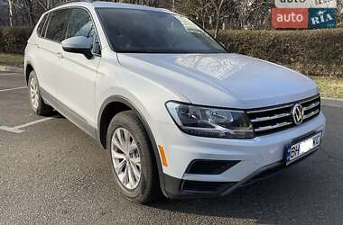 Внедорожник / Кроссовер Volkswagen Tiguan 2018 в Одессе