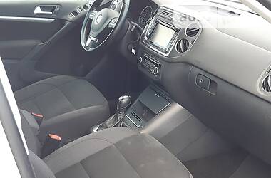 Внедорожник / Кроссовер Volkswagen Tiguan 2012 в Черкассах