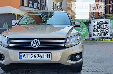 Внедорожник / Кроссовер Volkswagen Tiguan 2014 в Ивано-Франковске