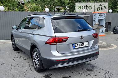 Внедорожник / Кроссовер Volkswagen Tiguan 2019 в Киеве