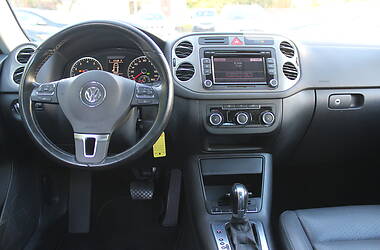 Внедорожник / Кроссовер Volkswagen Tiguan 2010 в Одессе