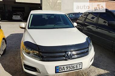 Внедорожник / Кроссовер Volkswagen Tiguan 2011 в Кропивницком