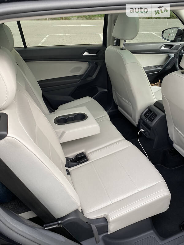 Внедорожник / Кроссовер Volkswagen Tiguan 2019 в Киеве