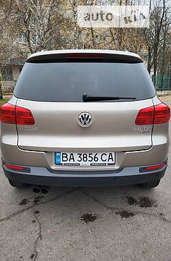 Позашляховик / Кросовер Volkswagen Tiguan 2011 в Кропивницькому