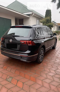 Позашляховик / Кросовер Volkswagen Tiguan 2020 в Миколаєві