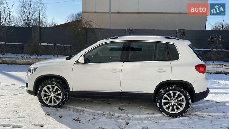 Внедорожник / Кроссовер Volkswagen Tiguan 2011 в Дрогобыче