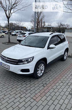 Внедорожник / Кроссовер Volkswagen Tiguan 2017 в Днепре