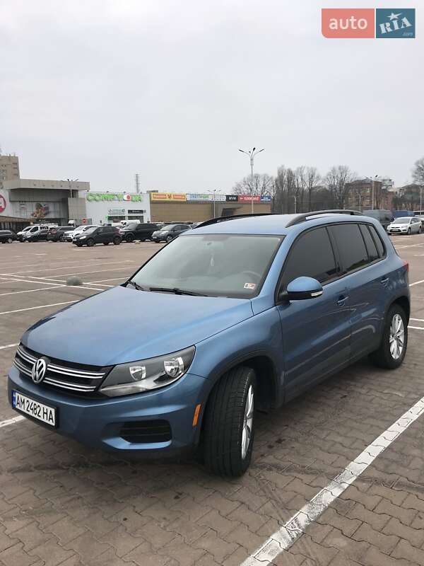 Позашляховик / Кросовер Volkswagen Tiguan 2018 в Гайсину
