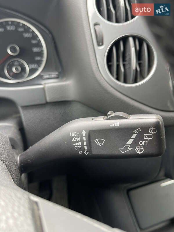 Внедорожник / Кроссовер Volkswagen Tiguan 2013 в Киеве