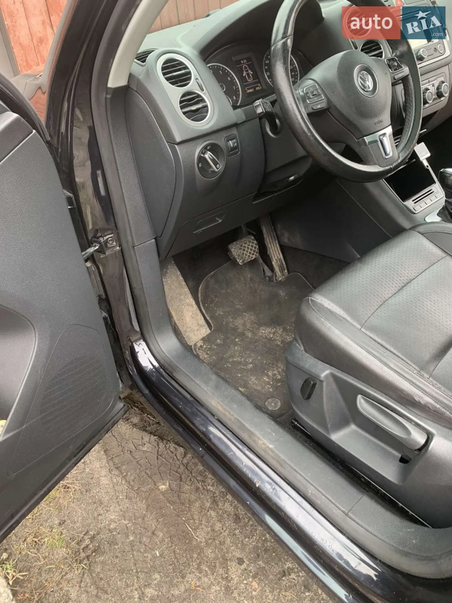 2010 Volkswagen Tiguan - мініатюра 11