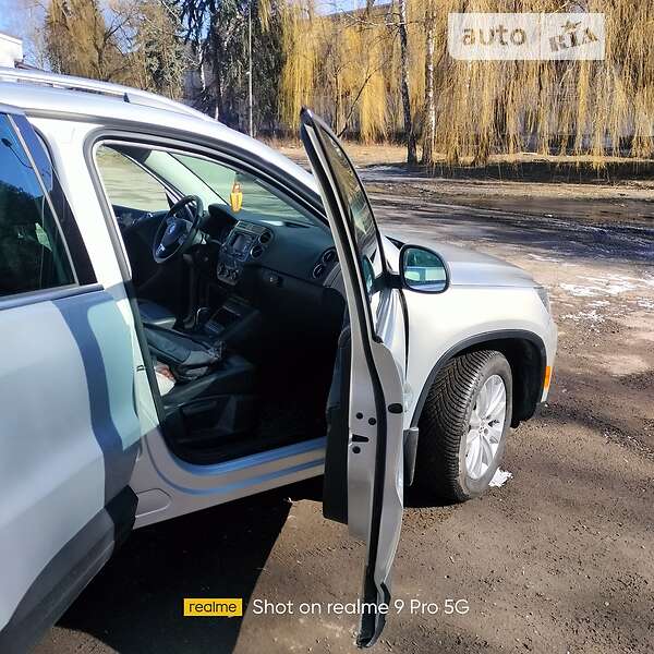 Внедорожник / Кроссовер Volkswagen Tiguan 2011 в Тернополе