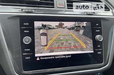 Позашляховик / Кросовер Volkswagen Tiguan 2018 в 