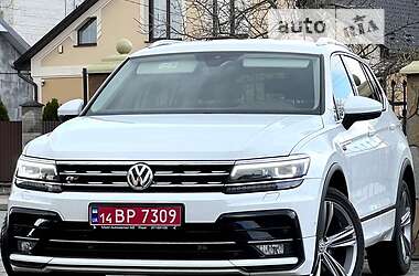 Внедорожник / Кроссовер Volkswagen Tiguan 2018 в Каменец-Подольском