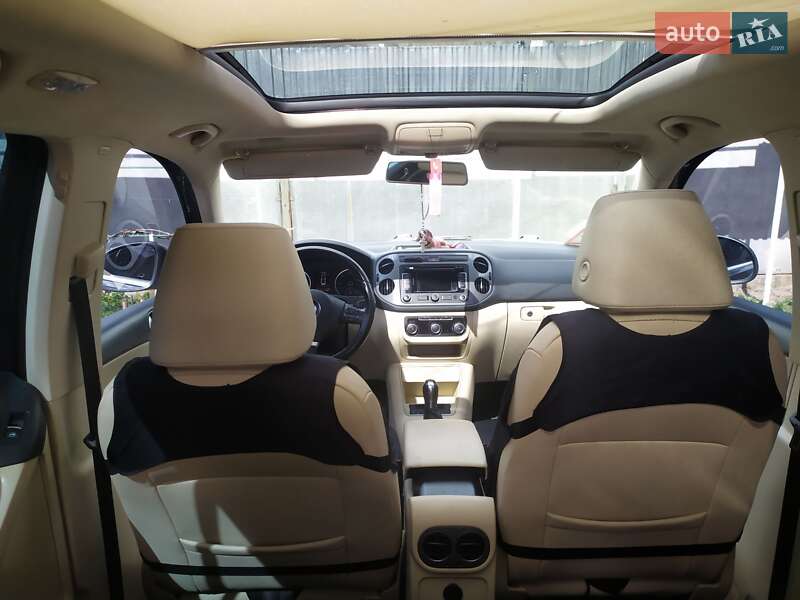 Внедорожник / Кроссовер Volkswagen Tiguan 2011 в Ивано-Франковске