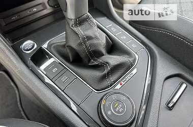 Позашляховик / Кросовер Volkswagen Tiguan 2023 в 