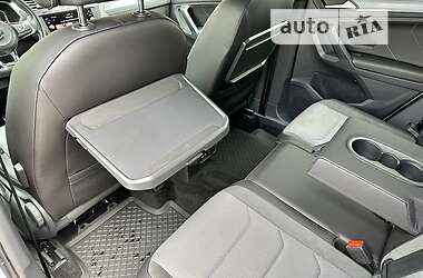 Внедорожник / Кроссовер Volkswagen Tiguan 2020 в 
