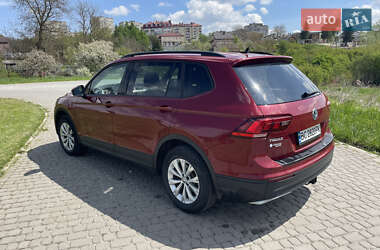 Позашляховик / Кросовер Volkswagen Tiguan 2017 в Львові