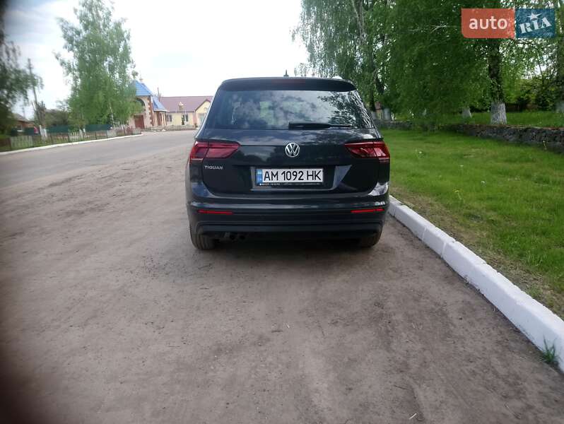 Внедорожник / Кроссовер Volkswagen Tiguan 2018 в Бердичеве