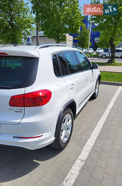 Внедорожник / Кроссовер Volkswagen Tiguan 2013 в Хмельницком