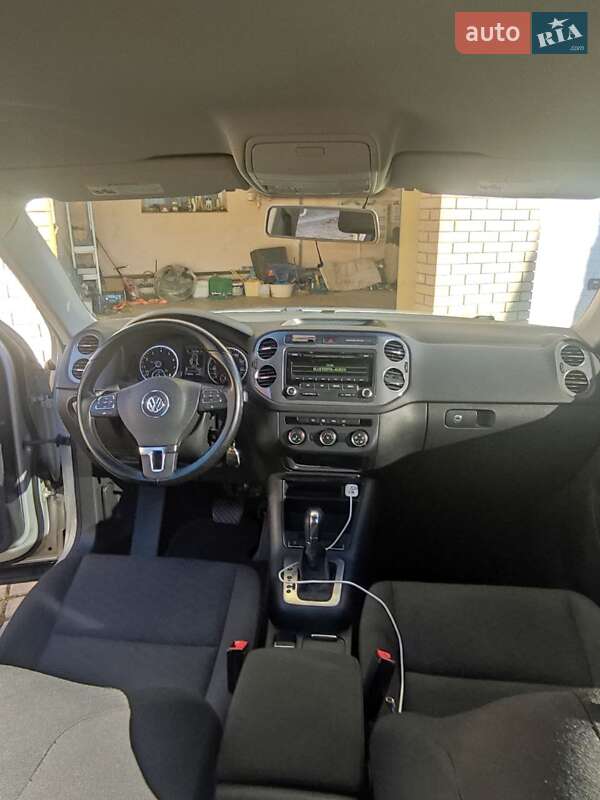 Внедорожник / Кроссовер Volkswagen Tiguan 2014 в Харькове