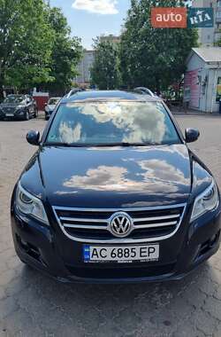 Внедорожник / Кроссовер Volkswagen Tiguan 2010 в Луцке