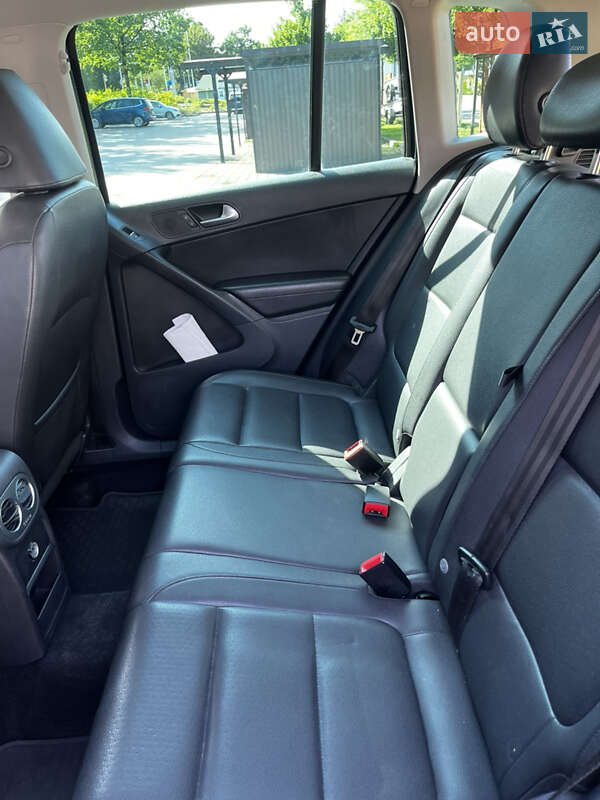 Позашляховик / Кросовер Volkswagen Tiguan 2012 в Києві