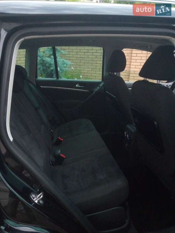 Внедорожник / Кроссовер Volkswagen Tiguan 2012 в Львове