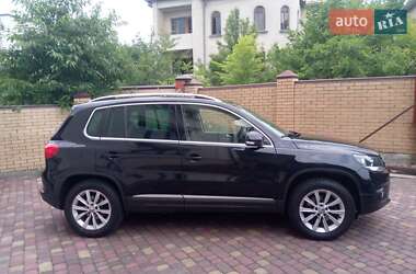 Внедорожник / Кроссовер Volkswagen Tiguan 2012 в Львове