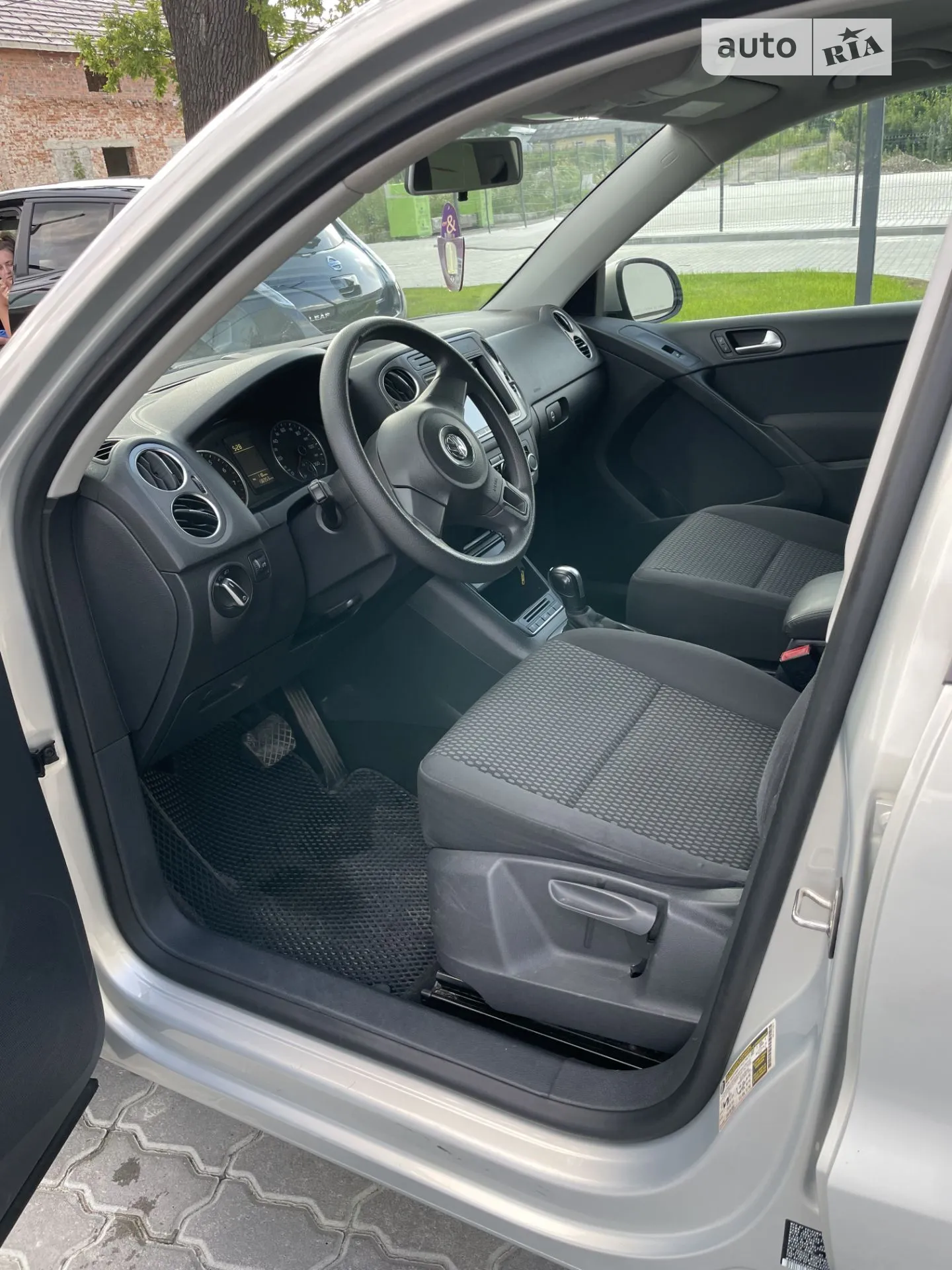 2011 Volkswagen Tiguan - мініатюра 27