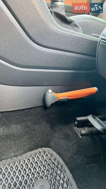Внедорожник / Кроссовер Volkswagen Tiguan 2018 в Ровно