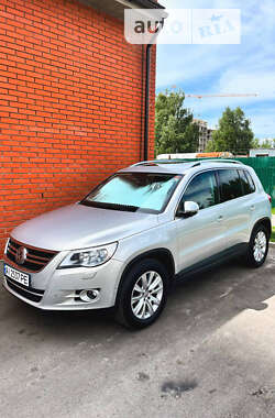 Внедорожник / Кроссовер Volkswagen Tiguan 2011 в Броварах