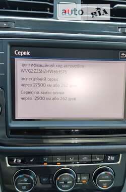 Внедорожник / Кроссовер Volkswagen Tiguan 2016 в Ужгороде