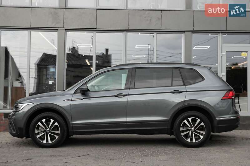 Внедорожник / Кроссовер Volkswagen Tiguan 2021 в Черновцах