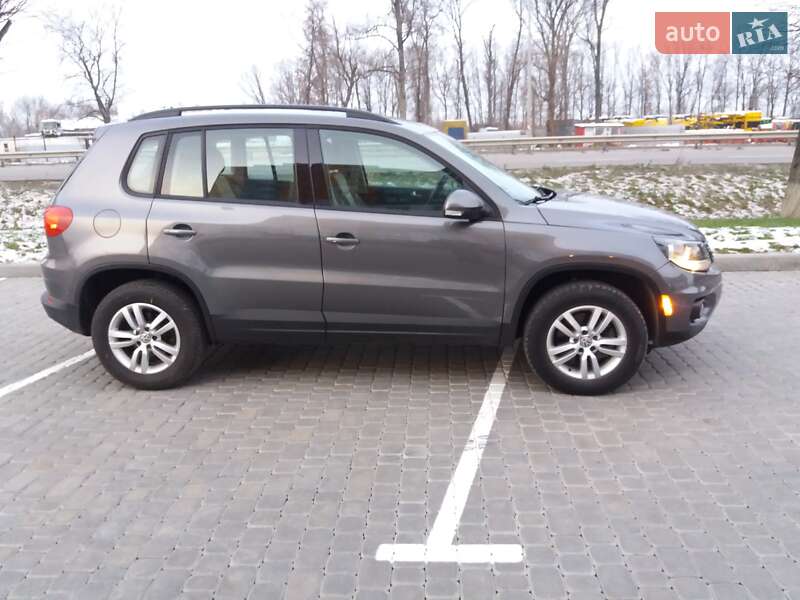 Позашляховик / Кросовер Volkswagen Tiguan 2015 в Вінниці