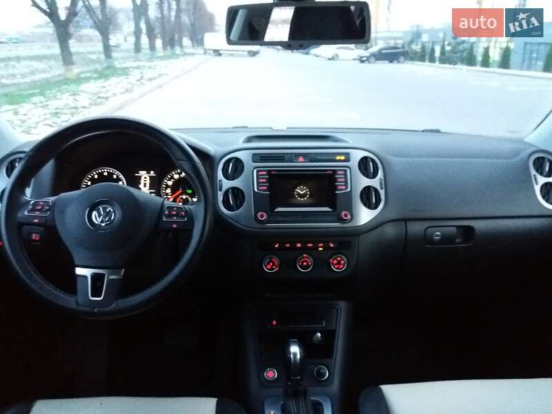 Позашляховик / Кросовер Volkswagen Tiguan 2015 в Вінниці