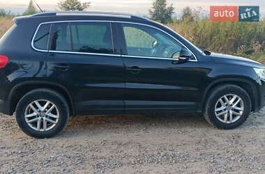 Внедорожник / Кроссовер Volkswagen Tiguan 2009 в Львове