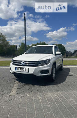 Внедорожник / Кроссовер Volkswagen Tiguan 2015 в Ивано-Франковске