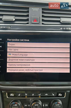 Внедорожник / Кроссовер Volkswagen Tiguan 2017 в Черновцах