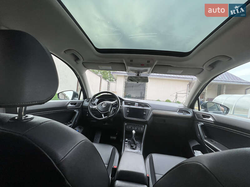 Внедорожник / Кроссовер Volkswagen Tiguan 2018 в Львове