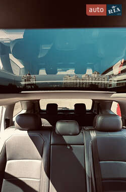 Внедорожник / Кроссовер Volkswagen Tiguan 2021 в 