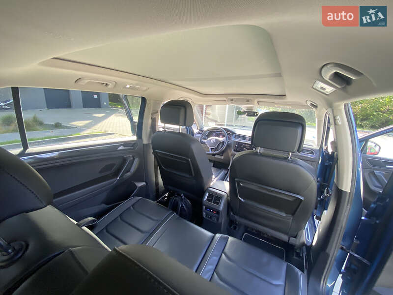 Внедорожник / Кроссовер Volkswagen Tiguan 2018 в Львове