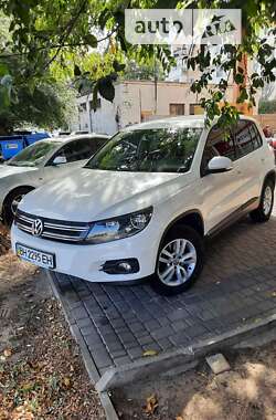 Внедорожник / Кроссовер Volkswagen Tiguan 2012 в Одессе