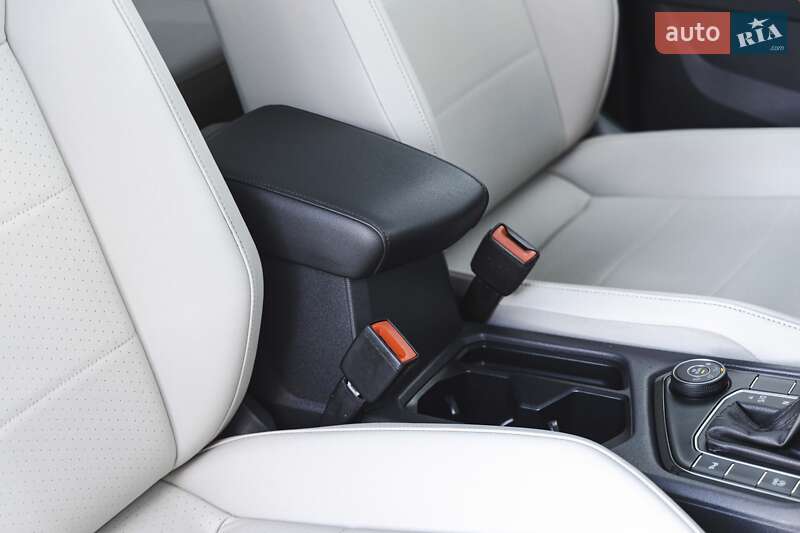 Внедорожник / Кроссовер Volkswagen Tiguan 2019 в Луцке